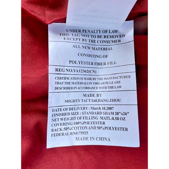 Comforter Set Mighty Tact Full/Queen Size Comforter 86" x 86" Dated 2010 - Picture 13 of 14